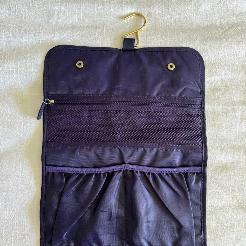 Monat cosmetic travel bags